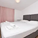 Nina