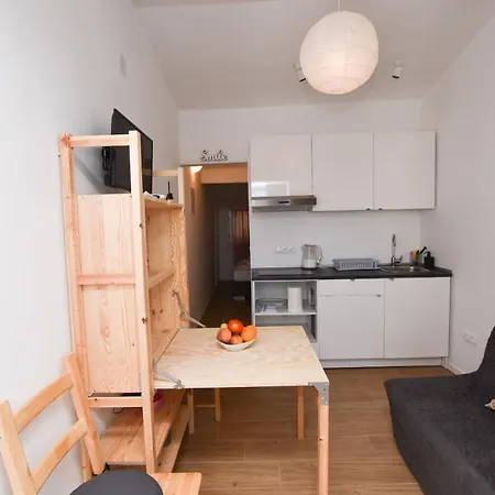 דירה Nina פרימוסטן