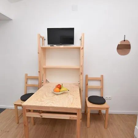 Nina Apartman Primosten