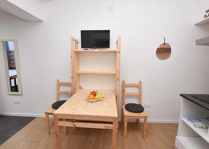 Nina Apartment Primosten